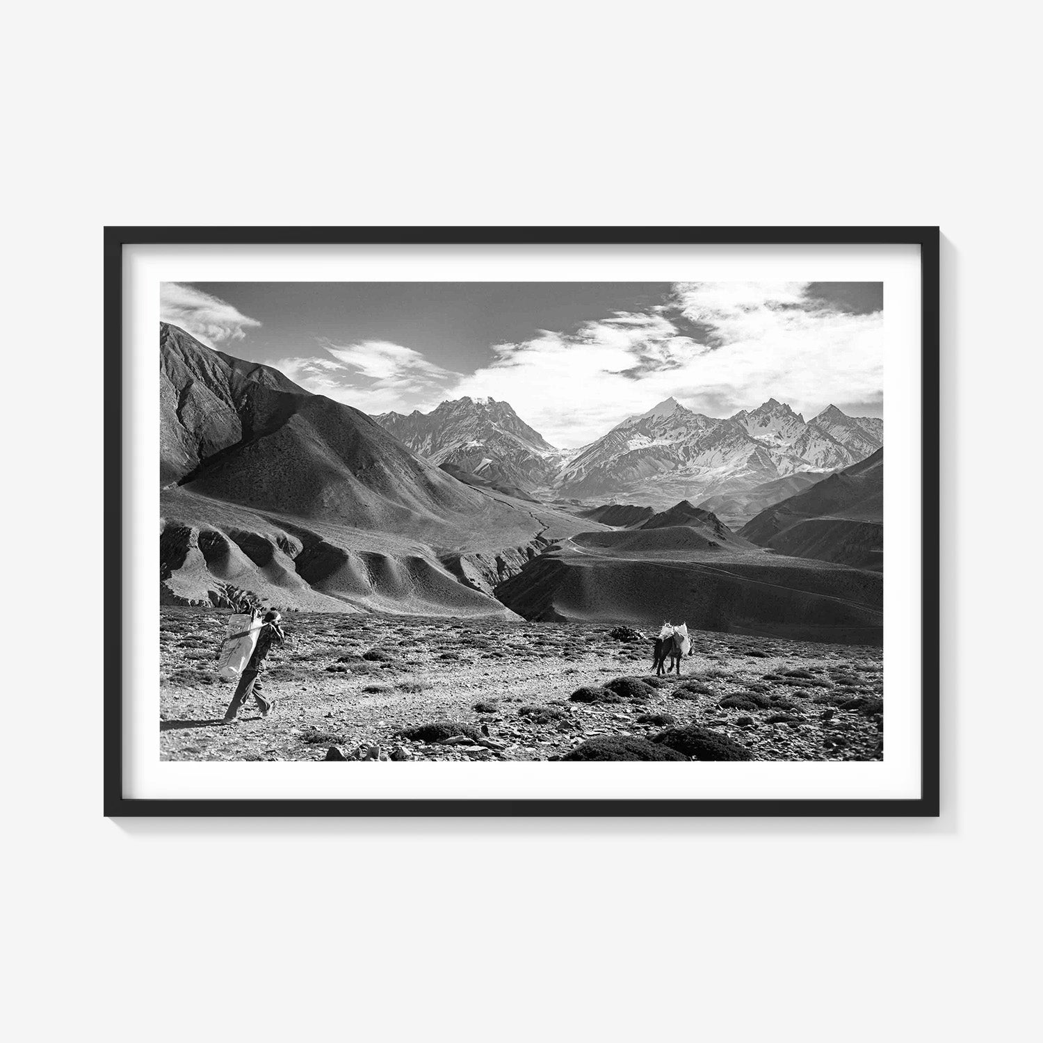 MOUNTAIN NOMAD