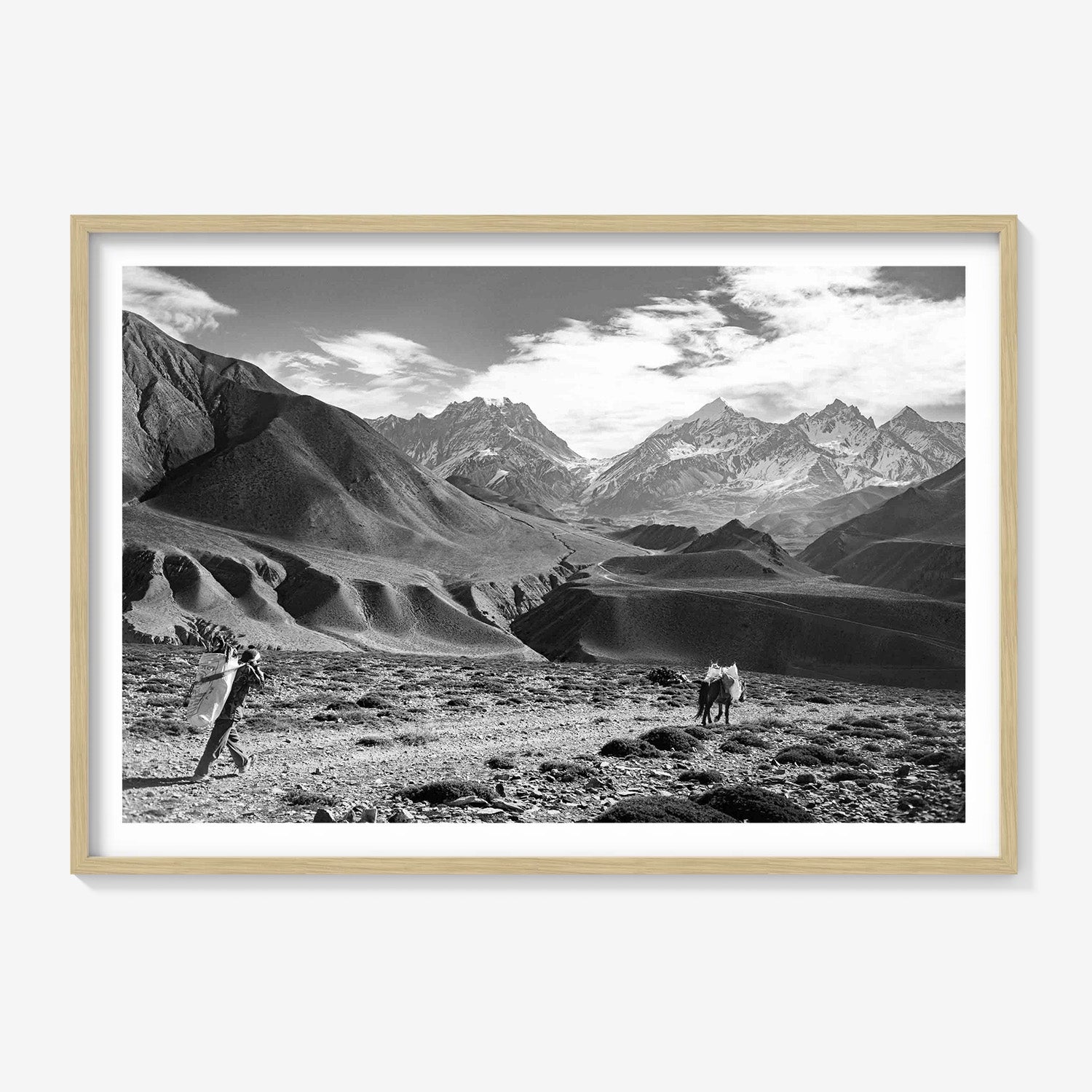 MOUNTAIN NOMAD